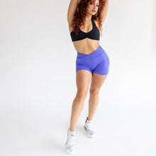 Load image into Gallery viewer, Radiant V Scrunch Shorts