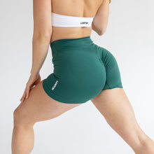 Load image into Gallery viewer, Radiant V Scrunch Shorts