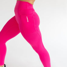 Load image into Gallery viewer, Essential V-back Legging